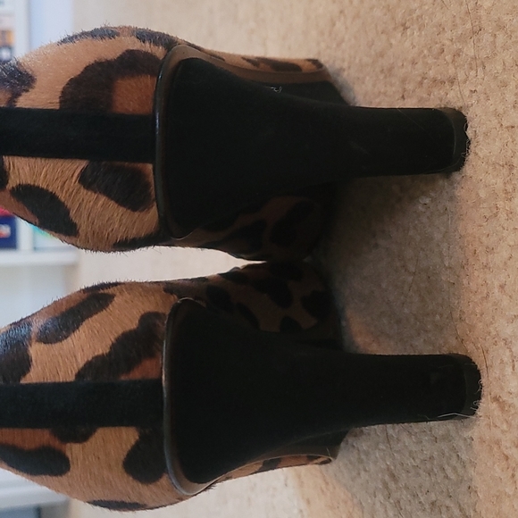 Calf Skin Wedges - Picture 2 of 4